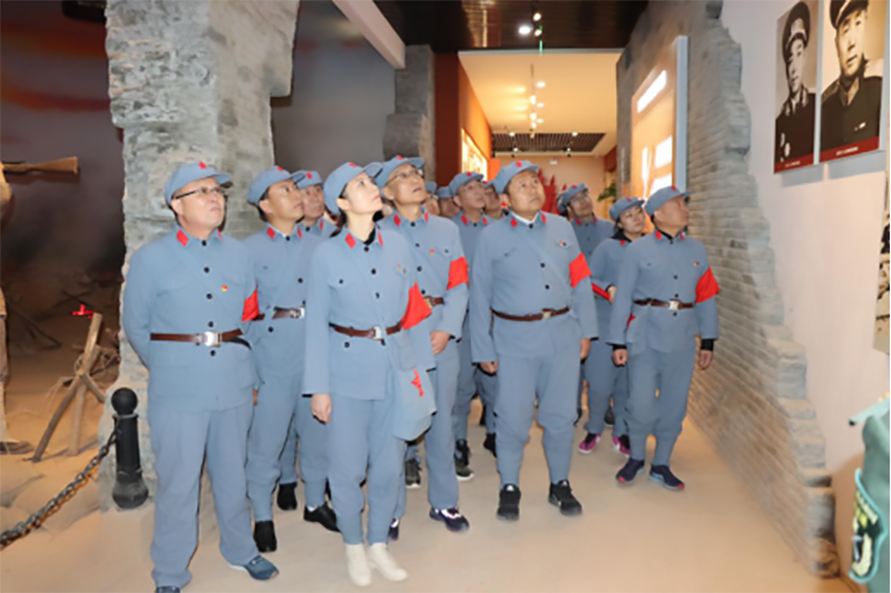 16182889373330.png 寧夏建工黨委開展重走長征路紅色教育(1)220.png