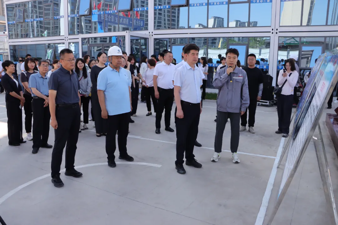 1750734745903054.png 1750734745903054.png